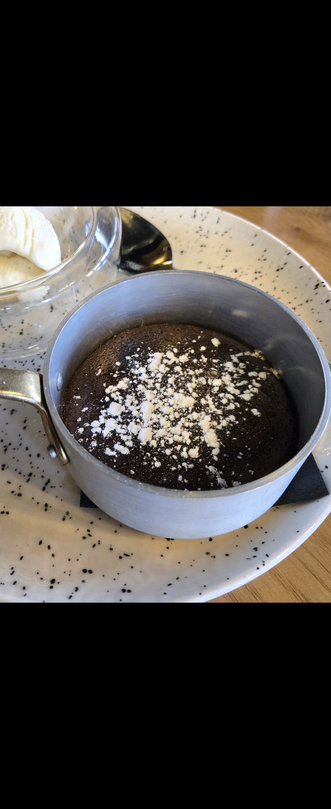 Coulant sin lactosa de chocolate negro