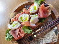 Tosta Burrata,Jamon