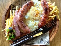 Tosta de longaniza
