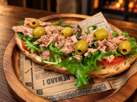 Tosta Atun